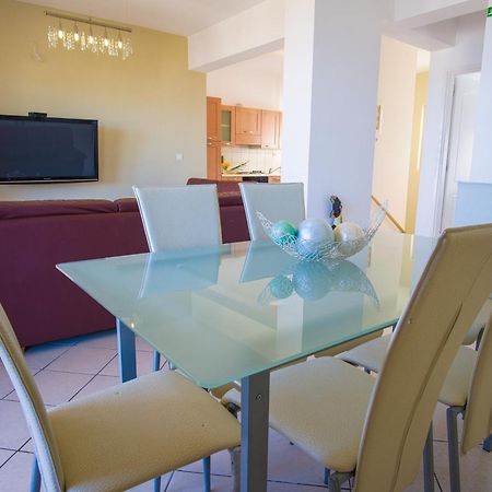 Blue Villas Agia Marina Eksteriør billede