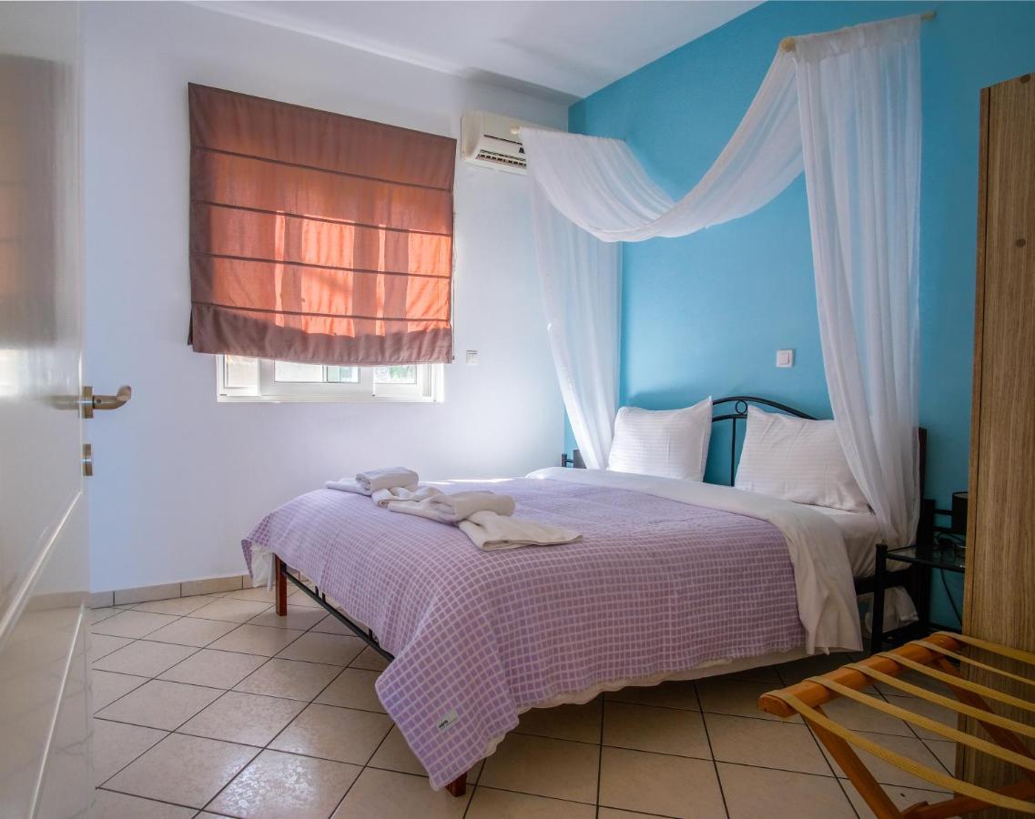 Blue Villas Agia Marina Eksteriør billede