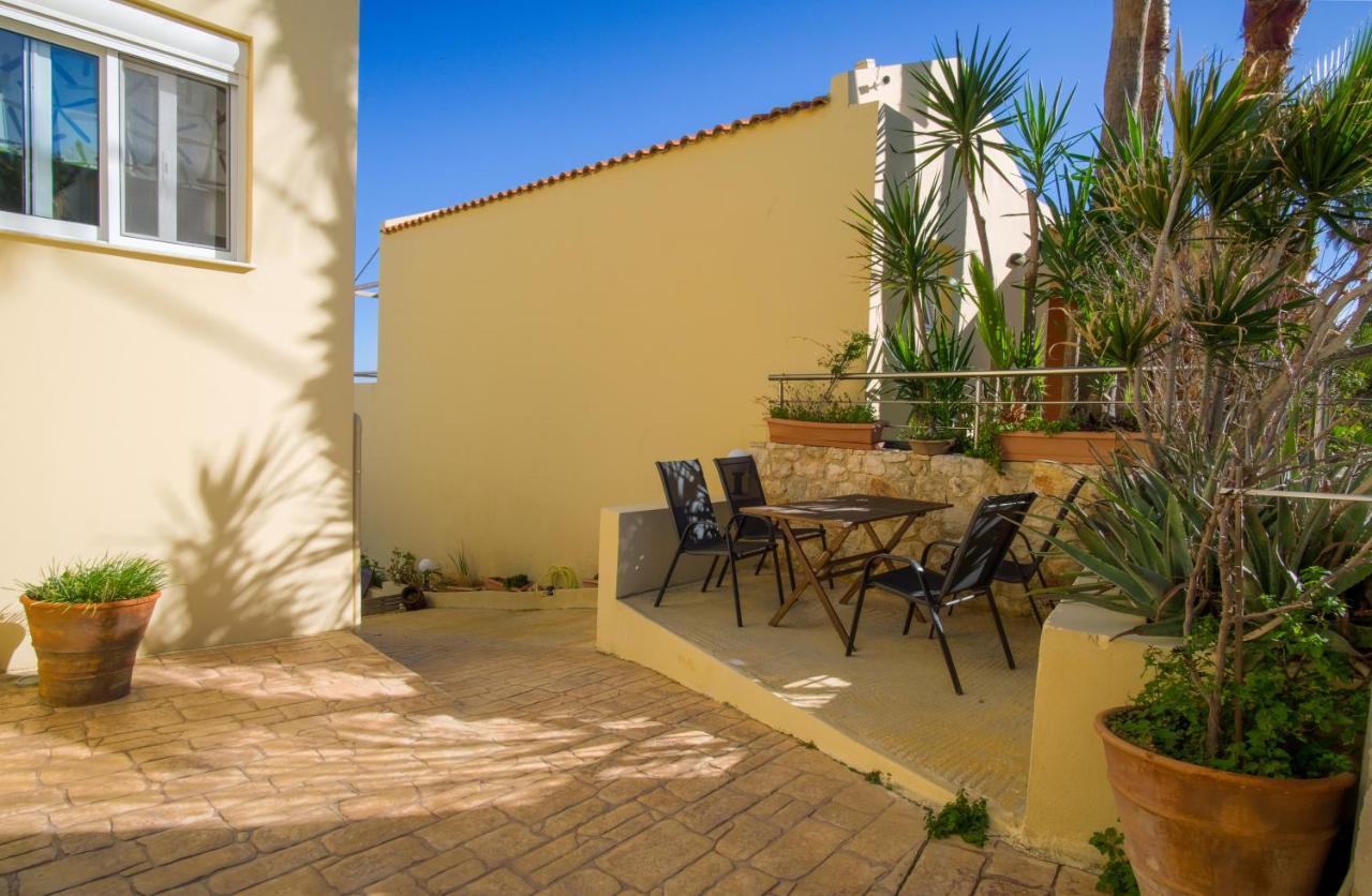 Blue Villas Agia Marina Eksteriør billede