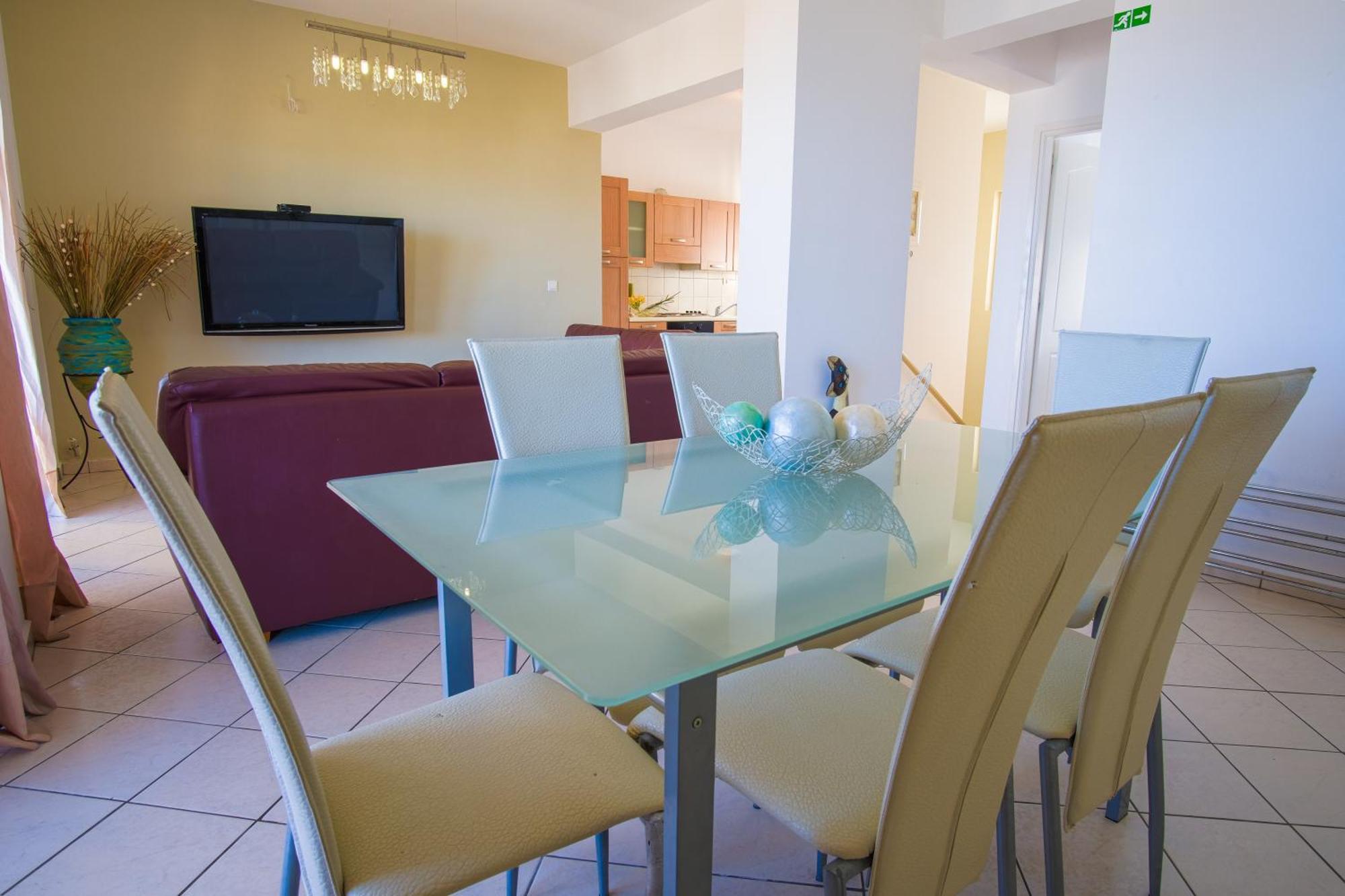 Blue Villas Agia Marina Eksteriør billede