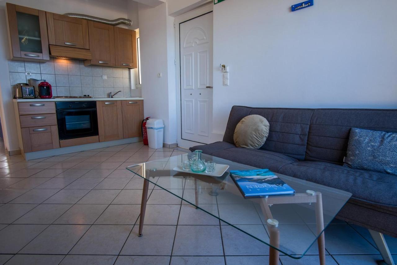 Blue Villas Agia Marina Eksteriør billede