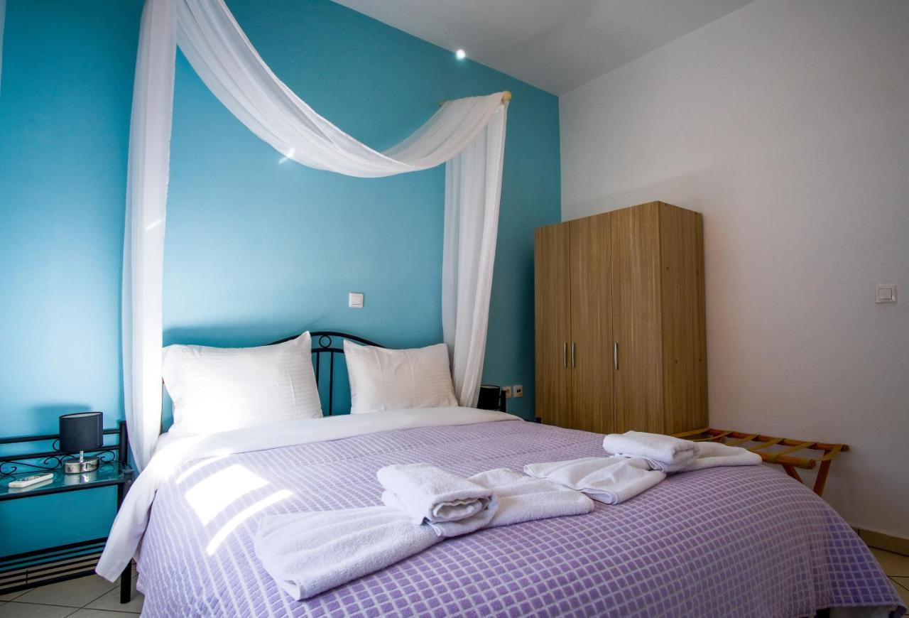 Blue Villas Agia Marina Eksteriør billede
