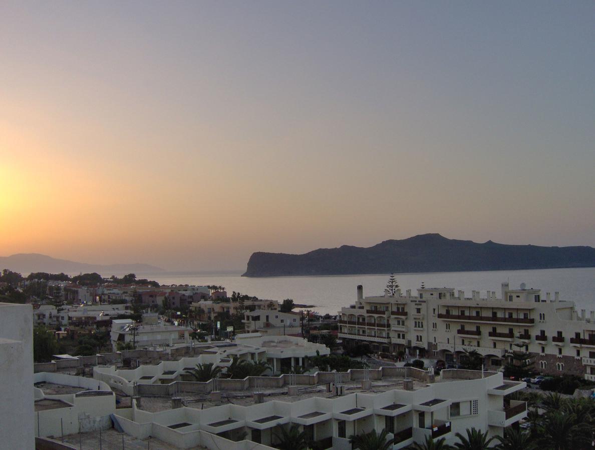 Blue Villas Agia Marina Eksteriør billede